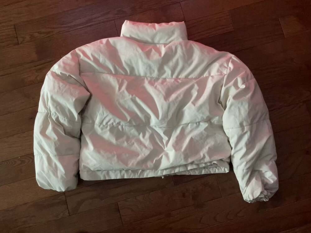 Alter’d State Cream Cropped Puffer Jacket Neutral Cozy Clean Girl M - Picture 9 of 9